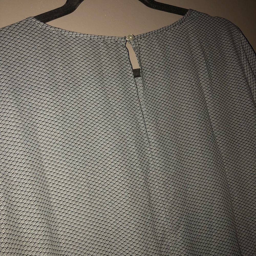 Ann Taylor LOFT Boho Geometric Hi-Low Top•Small - Picture 7 of 8